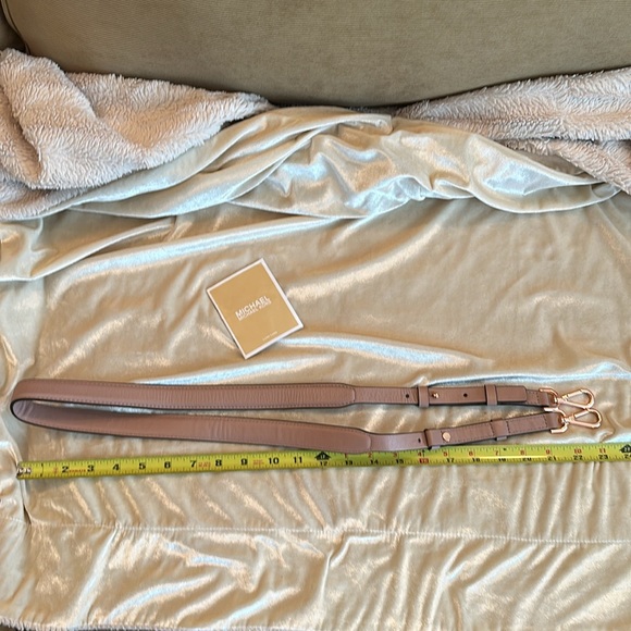 Michael Kors Small Cross Body Handbag - Picture 14 of 15